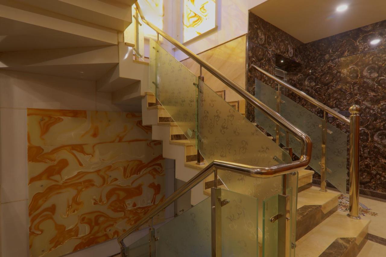 Shri Tirupati Residency Hotel Lucknow Exterior foto